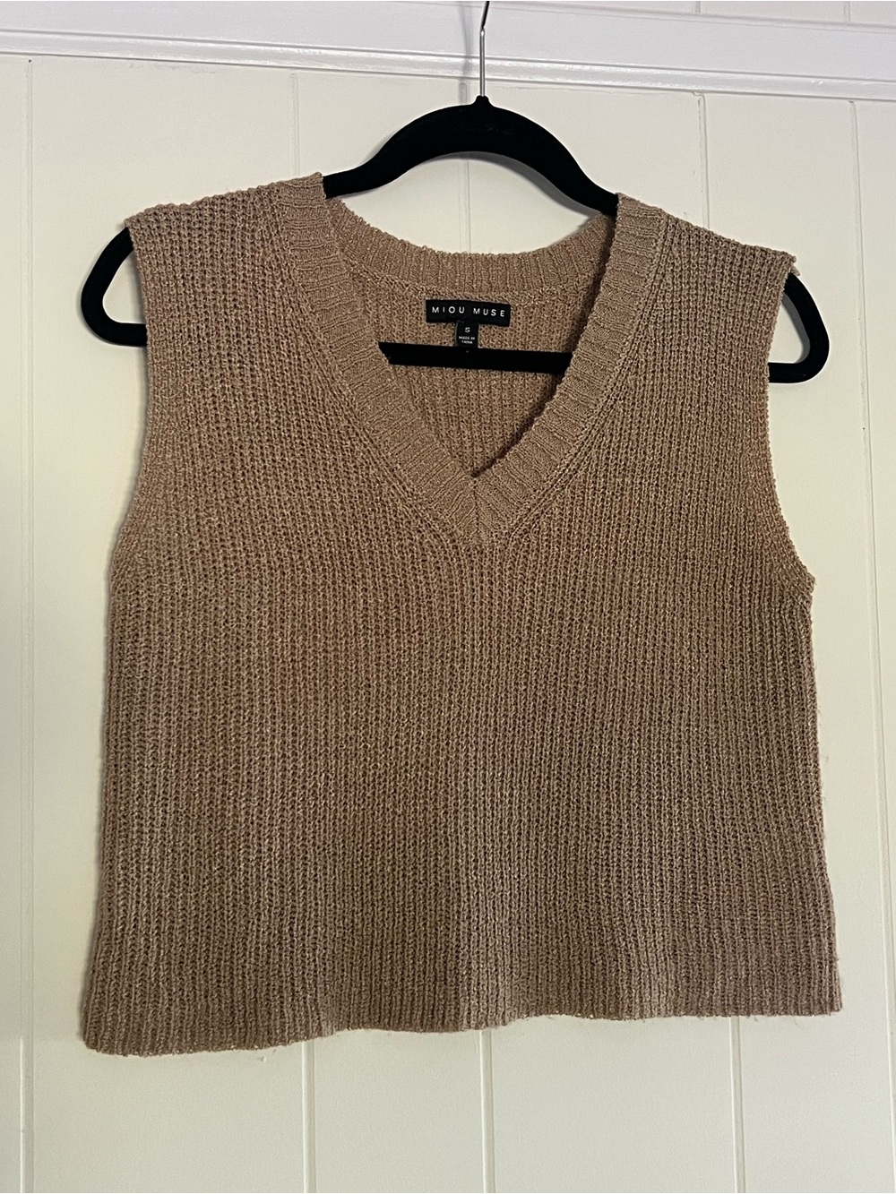 Lightweight Boxy Cropped Sweater Vest in Tan